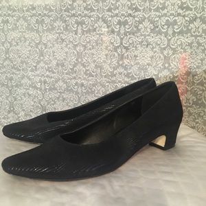 Vintage Van Eli pumps